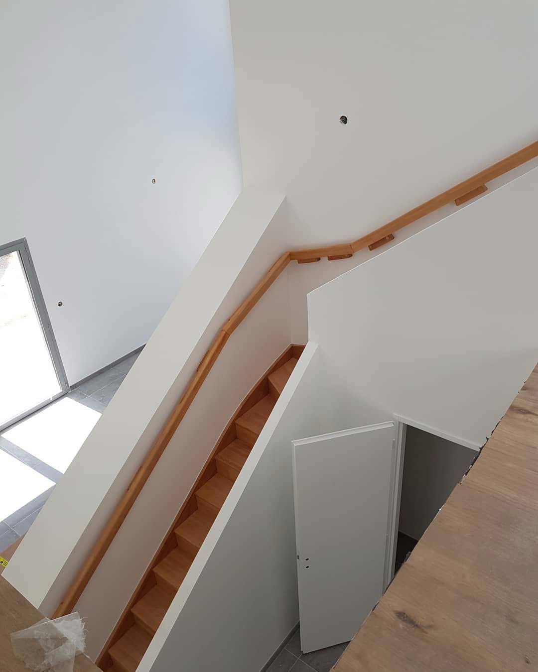 Doublages, cloisons, escalier - maison individuelle