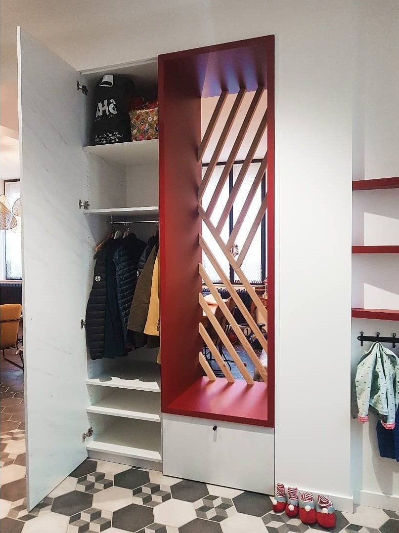 Meuble d'entrée avec banc intégré - Déco Concept
